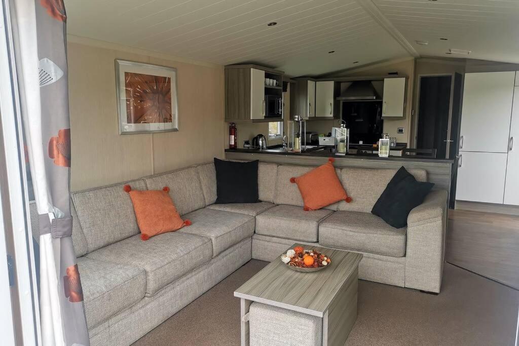 Hoburne Devon Bay Static 3 Bed Apartment Goodrington Bagian luar foto